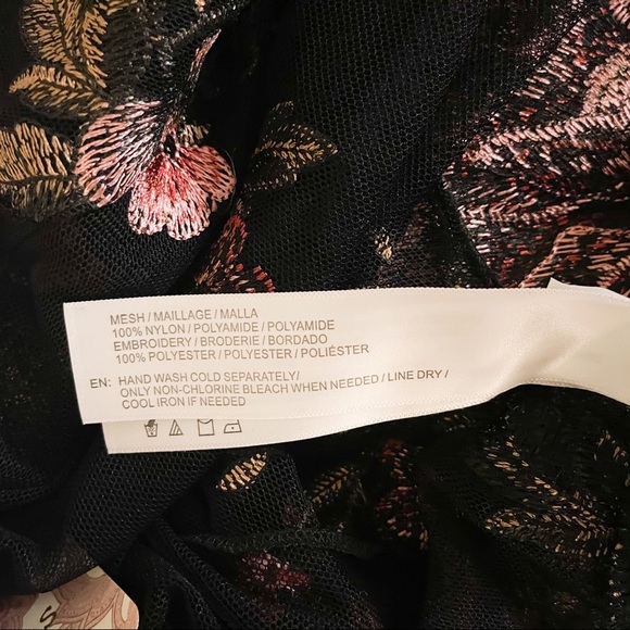 Band of Gypsies Sunset Sheer Embroidered Kimono In Black/ Rose - Picture 11 of 16